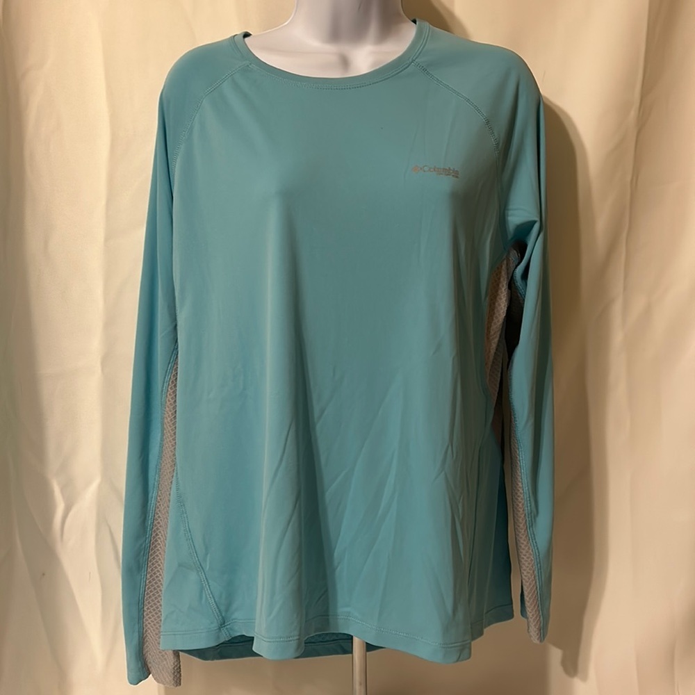Columbia PFG Woman’s Size XL TG Light Blue Gray Performance Long Sleeve Shirt